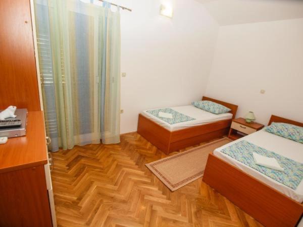 Apartmani Abesinac Makarska Bagian luar foto
